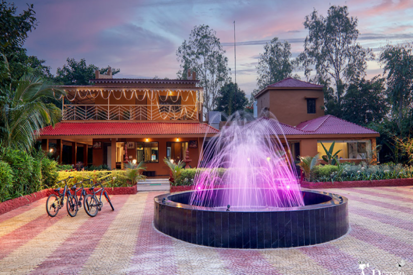 Tadoba 5 Star Hotel/Resort